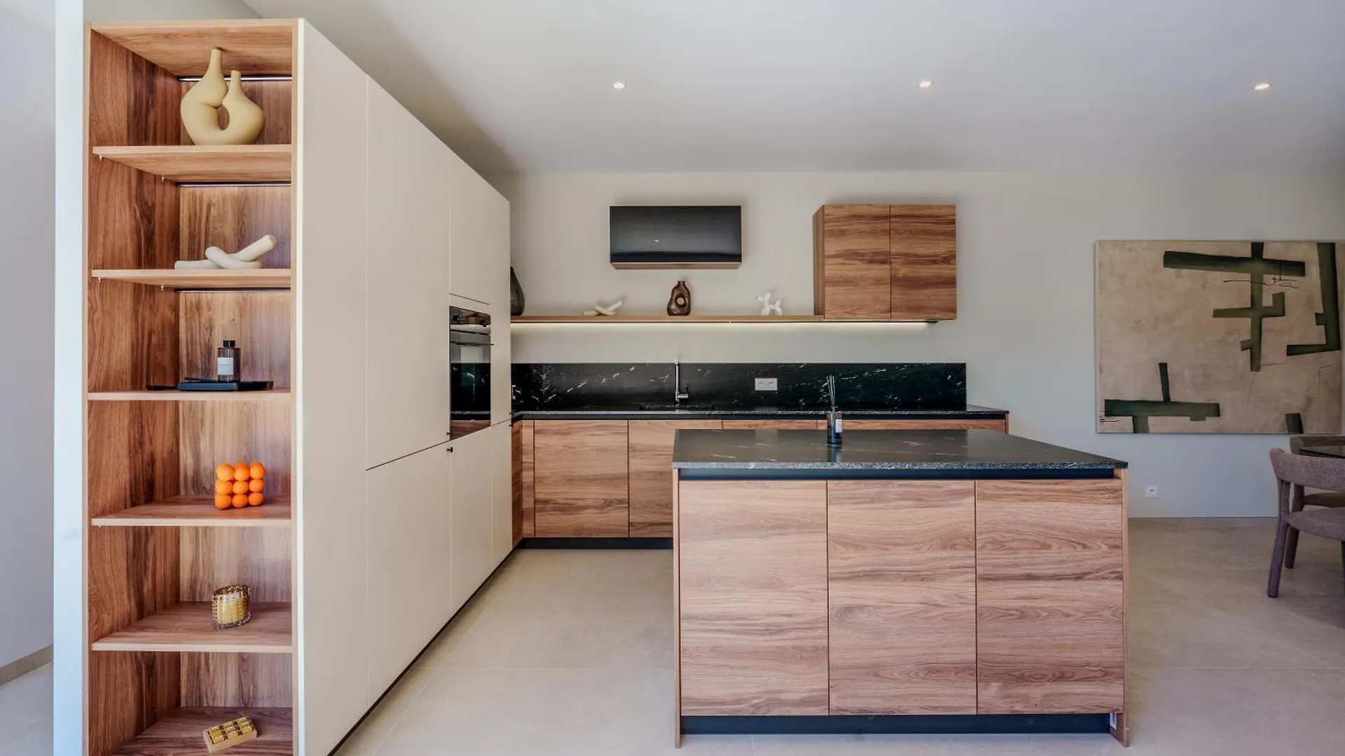 Contemporary Villa With Heated Pool Near Sea Сен-Рафаэль